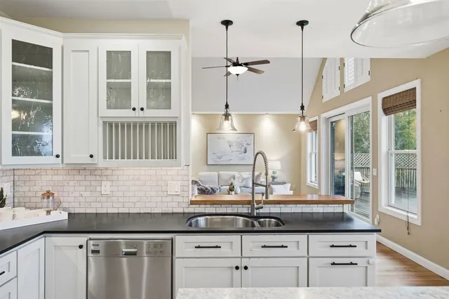 $1,700,000 | 24785-24785 Fairview Avenue, Hayward, CA 94542