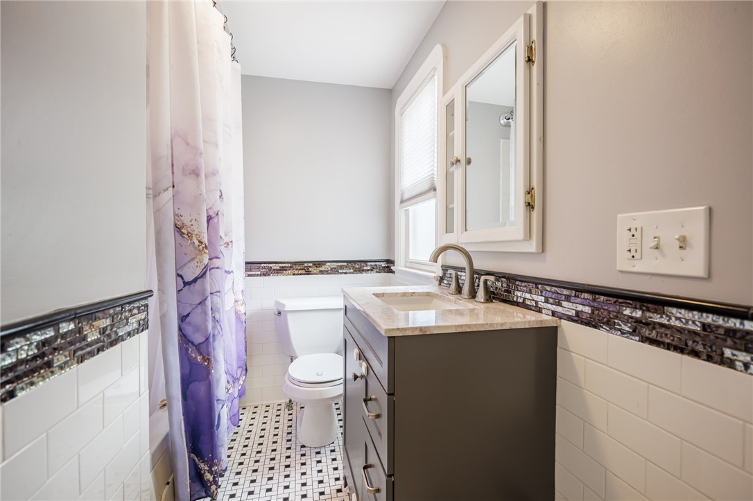 141 Cooper Road Irondequoit, NY 14617 - Photo 23 of 33