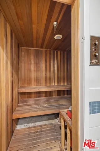 a view of walk in closet