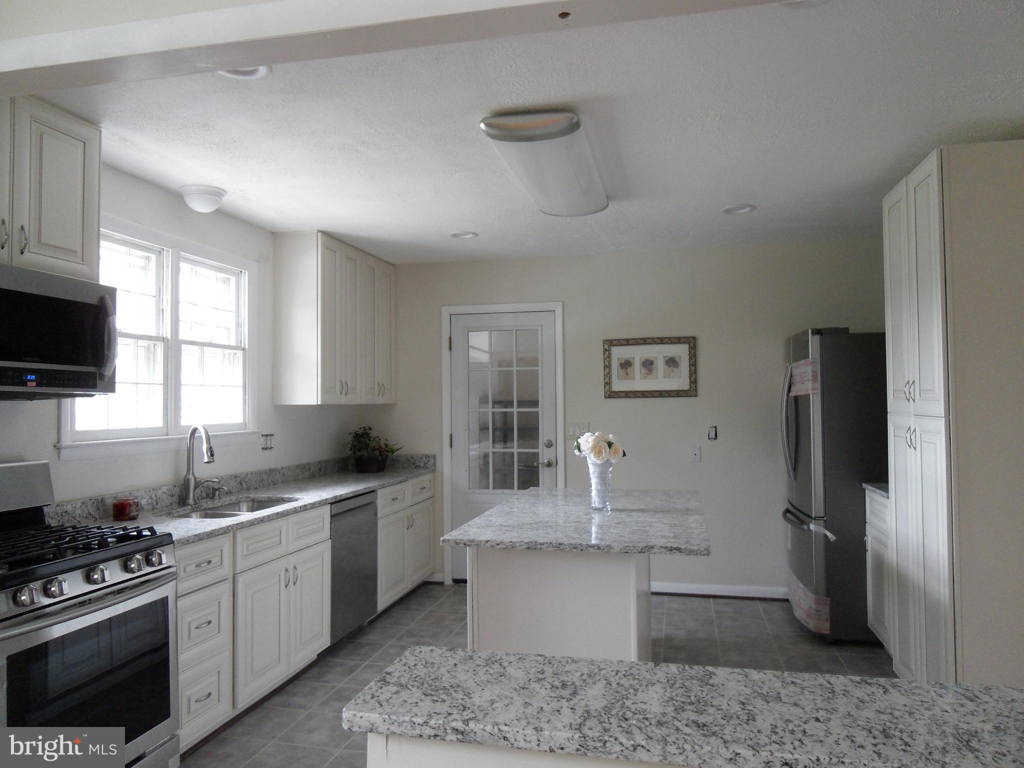 10005 Frederick Road Ellicott City, MD 21042 - Photo 15 of 46 Gallery Image 15