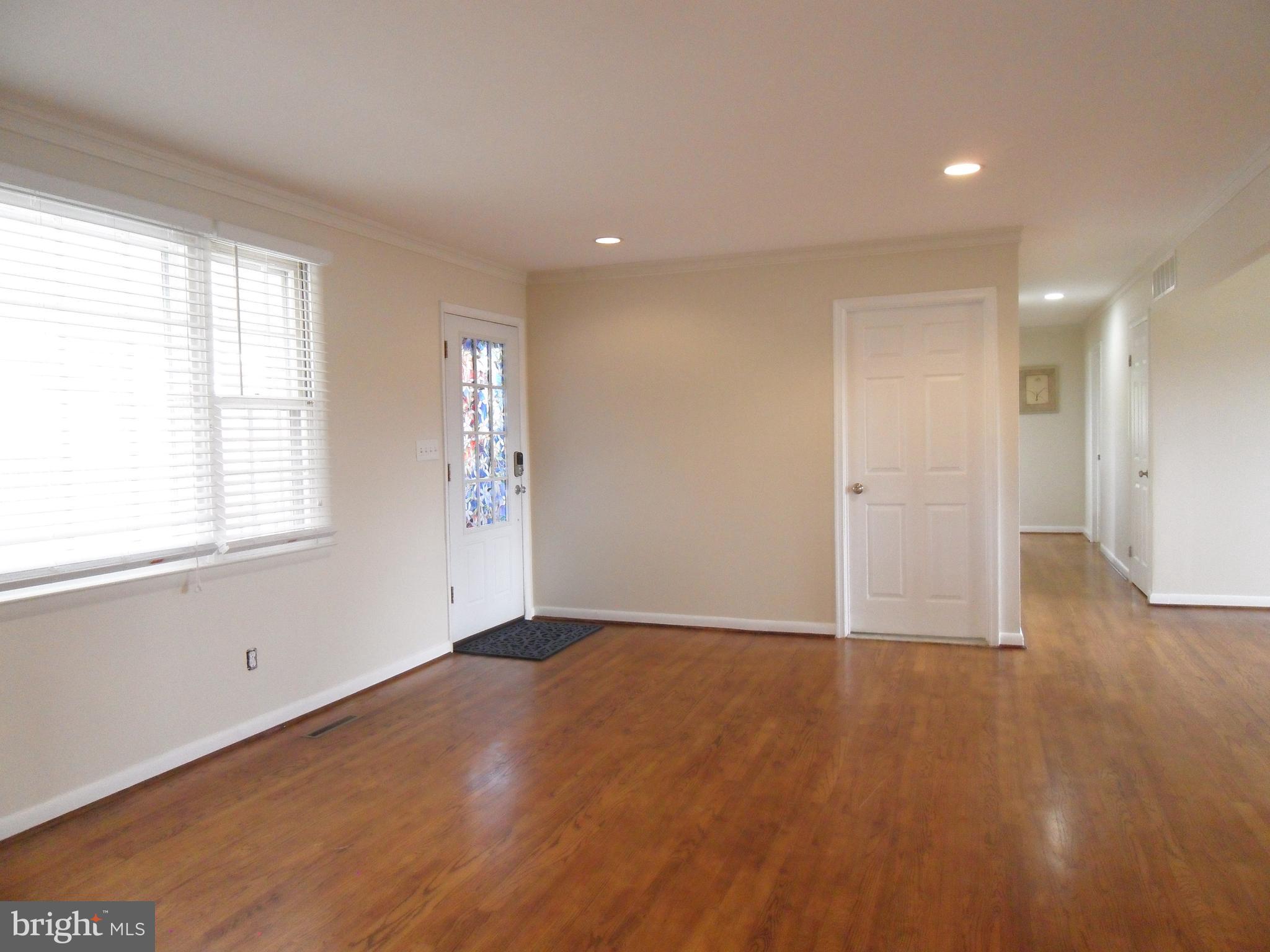 10005 Frederick Road Ellicott City, MD 21042 - Photo 8 of 46 Gallery Image 8