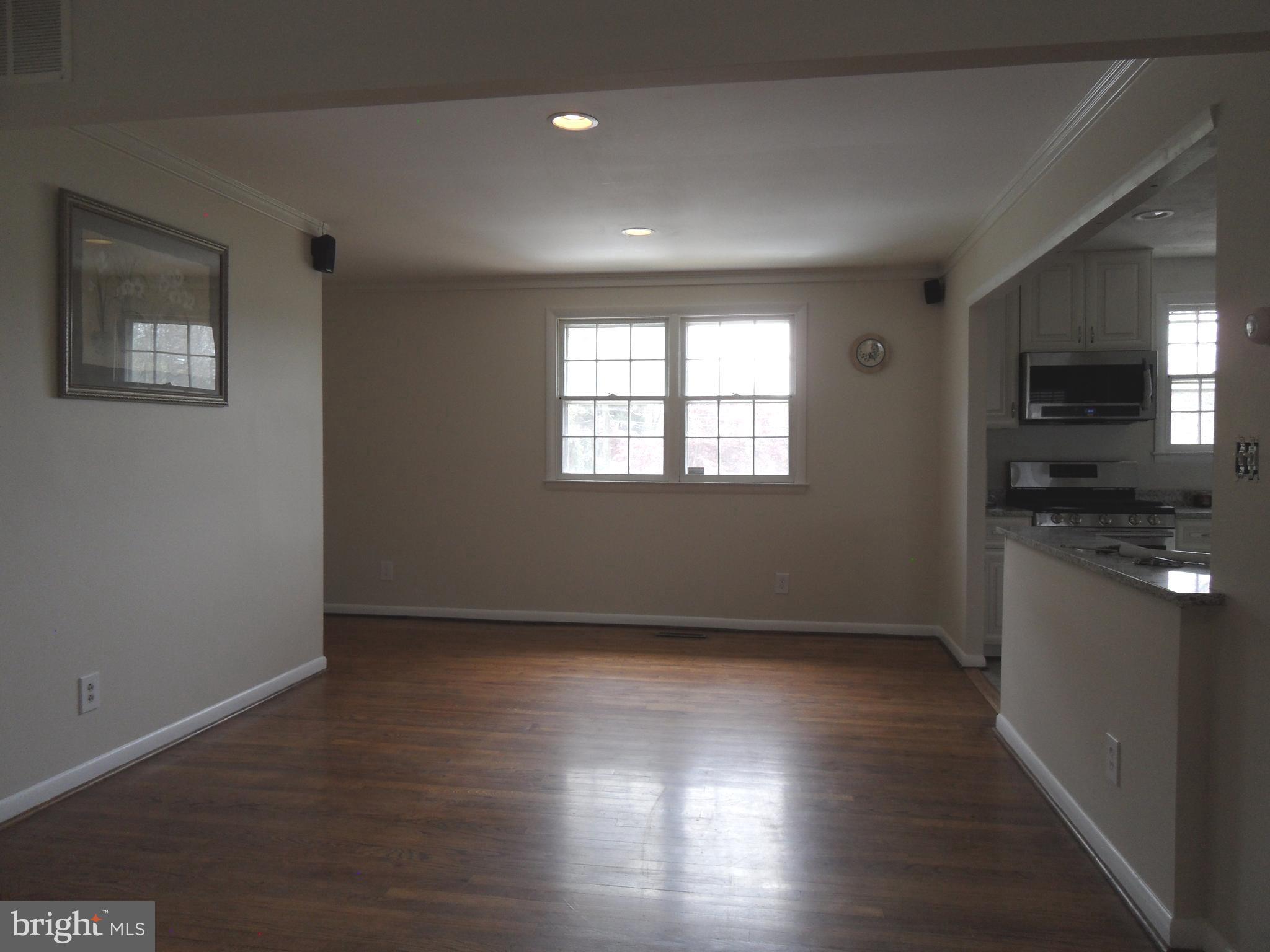 10005 Frederick Road Ellicott City, MD 21042 - Photo 10 of 46 Gallery Image 10