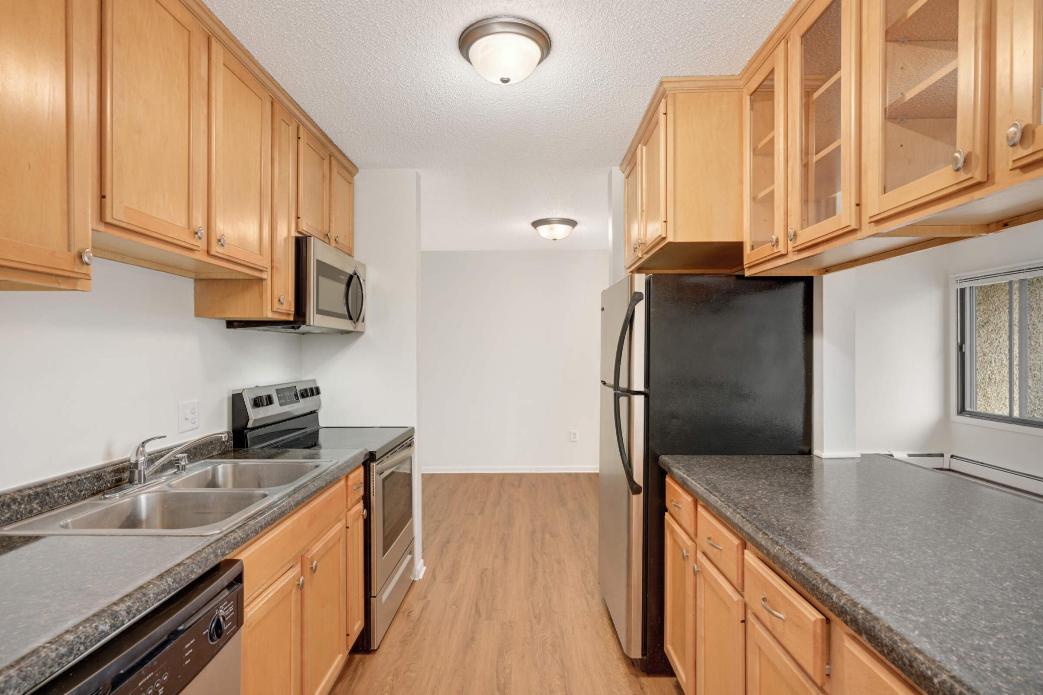 4110 Rahn Road, Unit 312 Eagan, MN 55122 - Photo 12 of 21