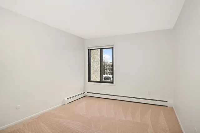 $119,950 | 4110 Rahn Road, Unit 312, Eagan, MN 55122