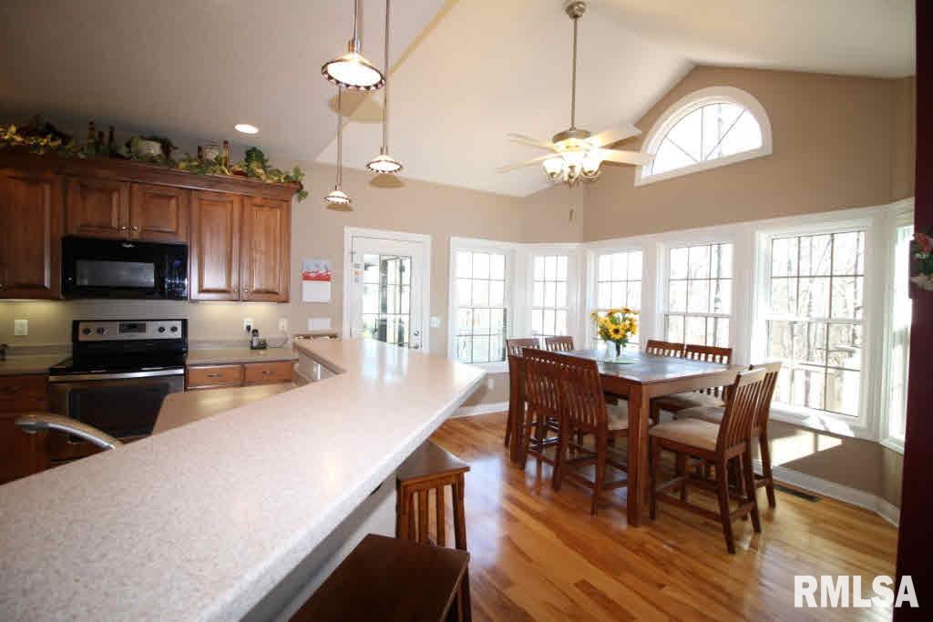 1700 Timber Ridge Drive Port Byron, IL 61275 - Photo 9 of 24 Gallery Image 9
