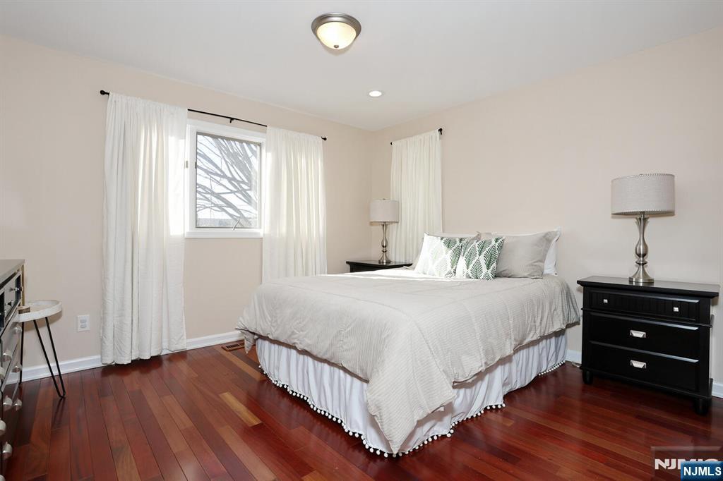 607 Glasmere Road Mahwah, NJ 07430 - Photo 29 of 50