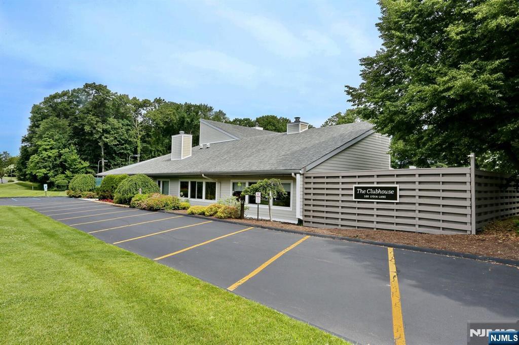 607 Glasmere Road Mahwah, NJ 07430 - Photo 46 of 50