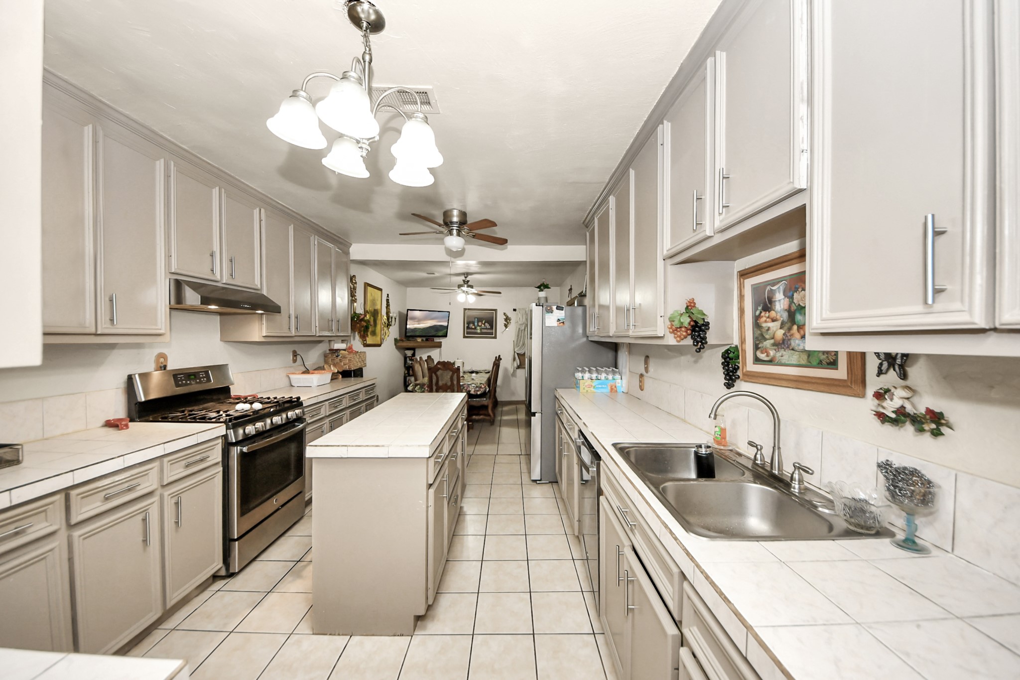 3924 Jefferson Street Houston, TX 77003 - Photo 6 of 24