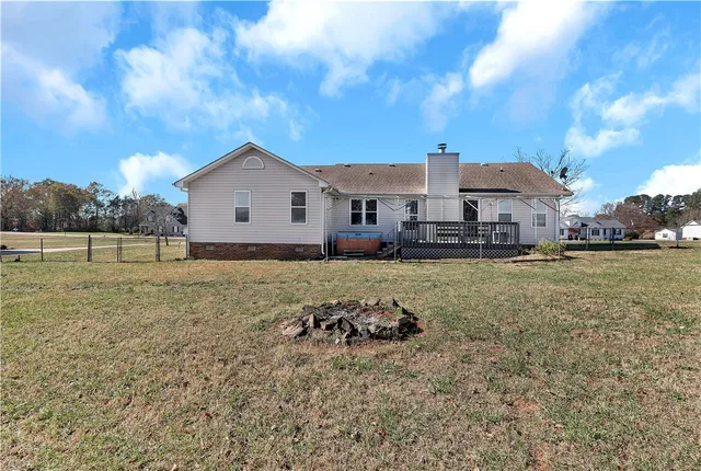 $299,000 | 114 Meadowood Drive, Anderson, SC 29626