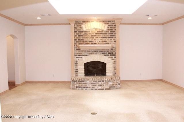 11 Monet Rue Amarillo, TX 79121 - Photo 7 of 17 Living Room