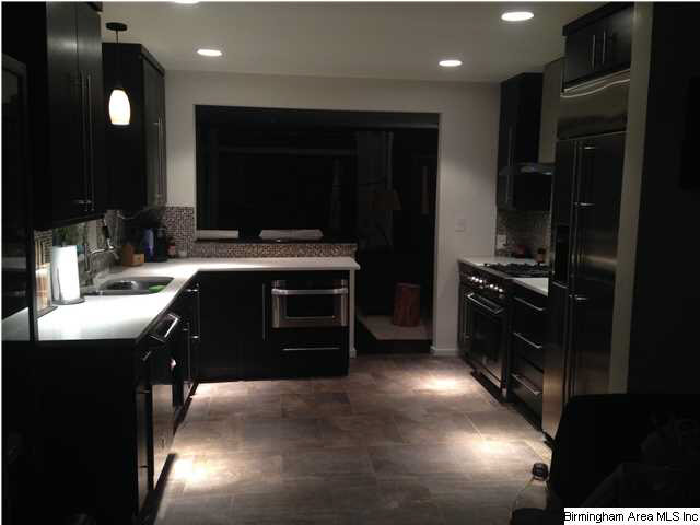 1825 Canyon Road Birmingham, AL 35216 - Photo 3 of 5