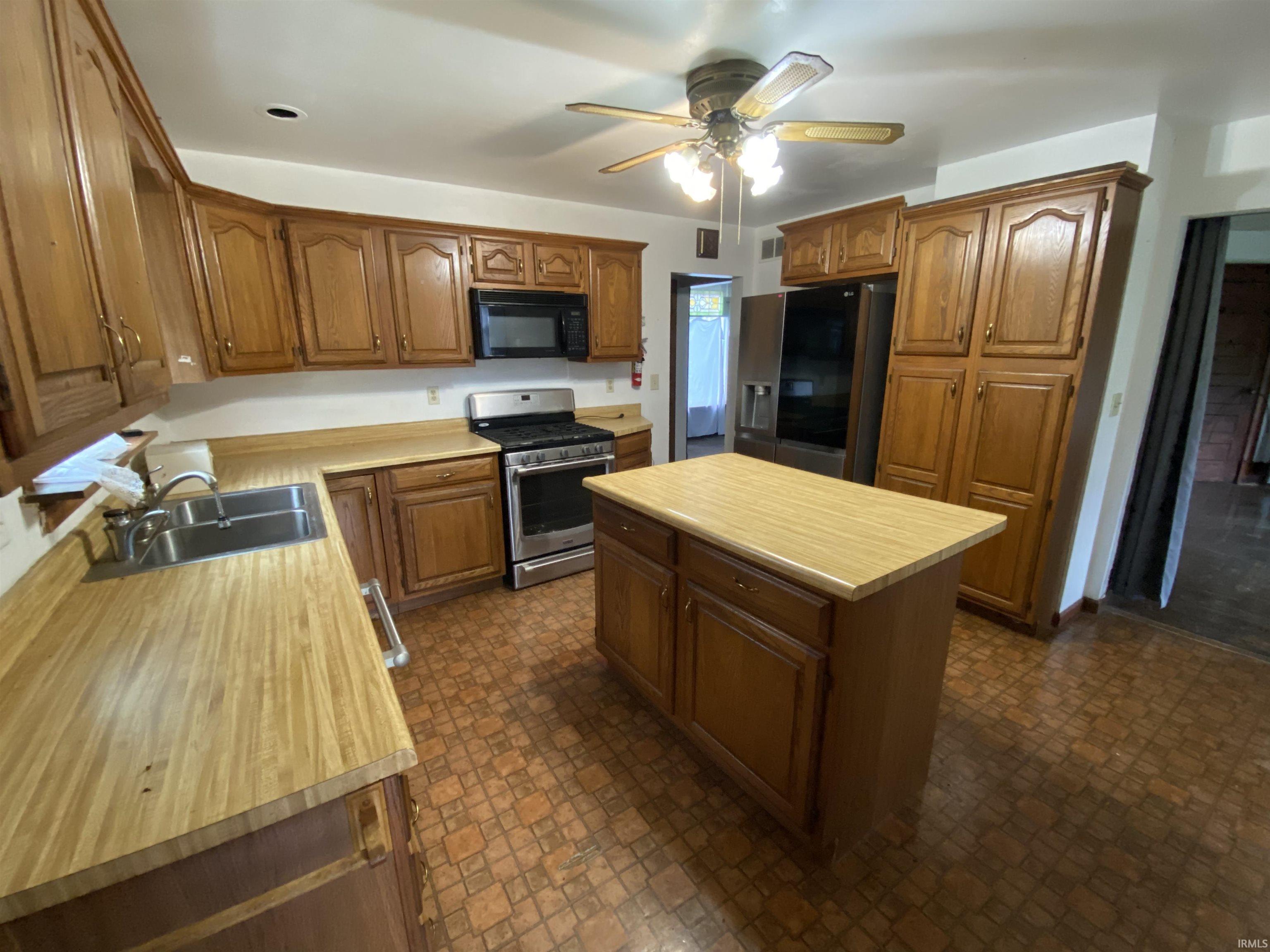 4312 North Old State Road 17 Rochester, IN 46975 - Photo 10 of 35