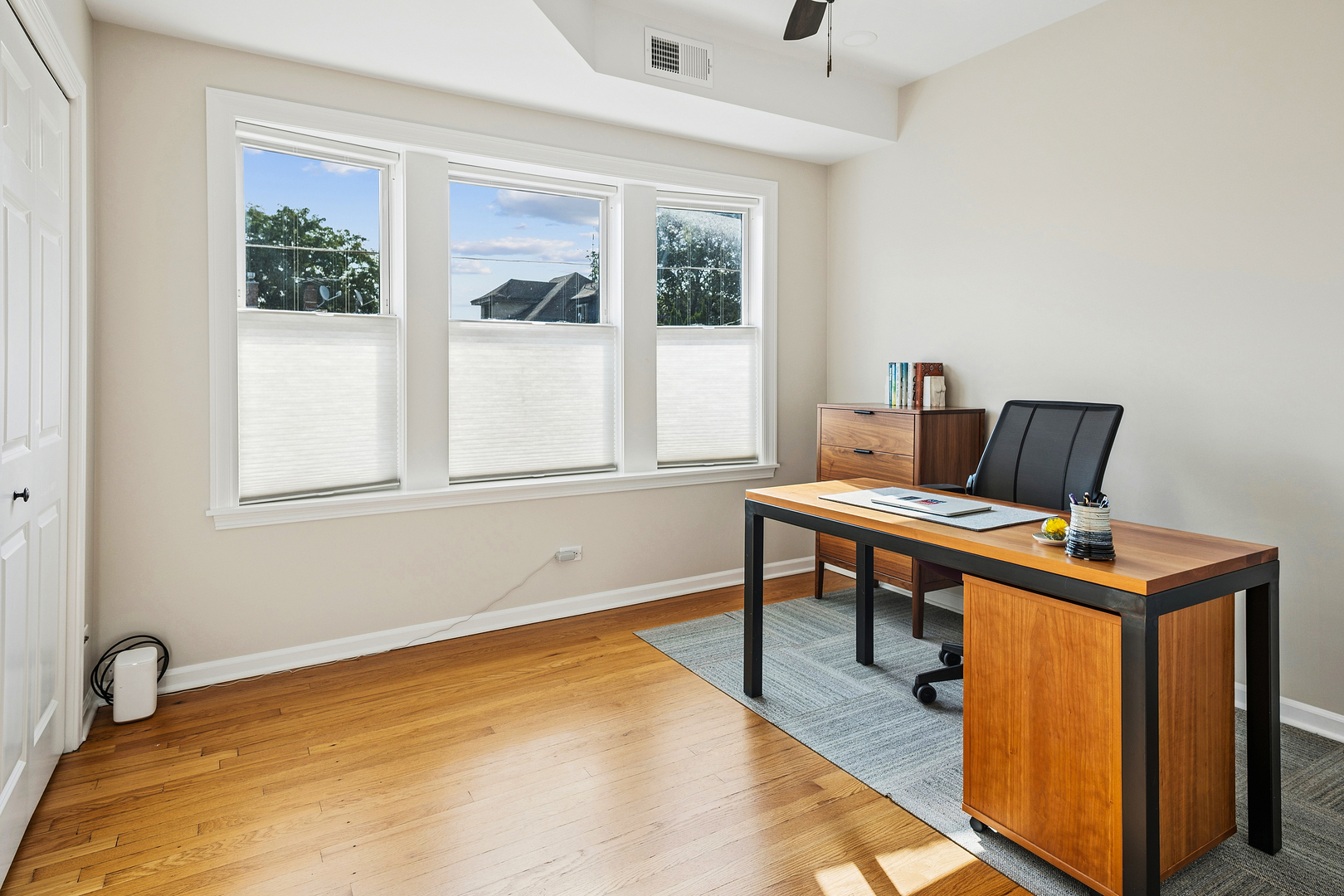 1614 West Rascher Avenue, Unit 2E Chicago, IL 60640 - Photo 16 of 19 Gallery Image 16
