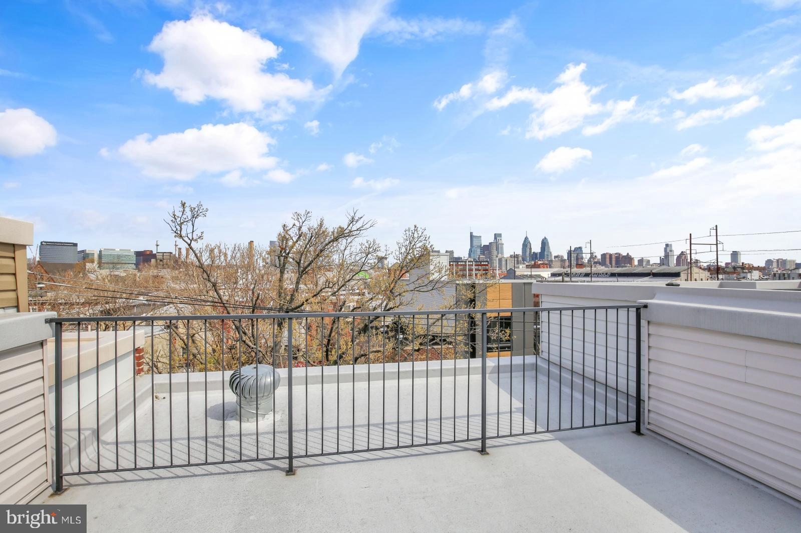 2604 Reed Street Philadelphia, PA 19146 - Photo 30 of 32 a view of city from balcony