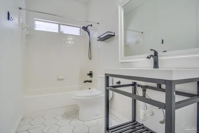 $1,675 | 1200 Jasper Street, Cantonment, FL 32533