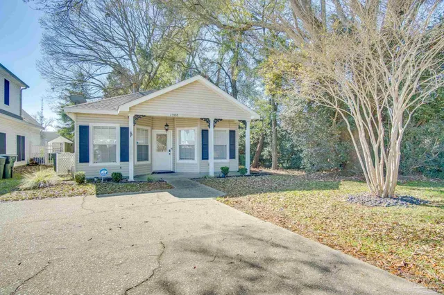 $1,675 | 1200 Jasper Street, Cantonment, FL 32533