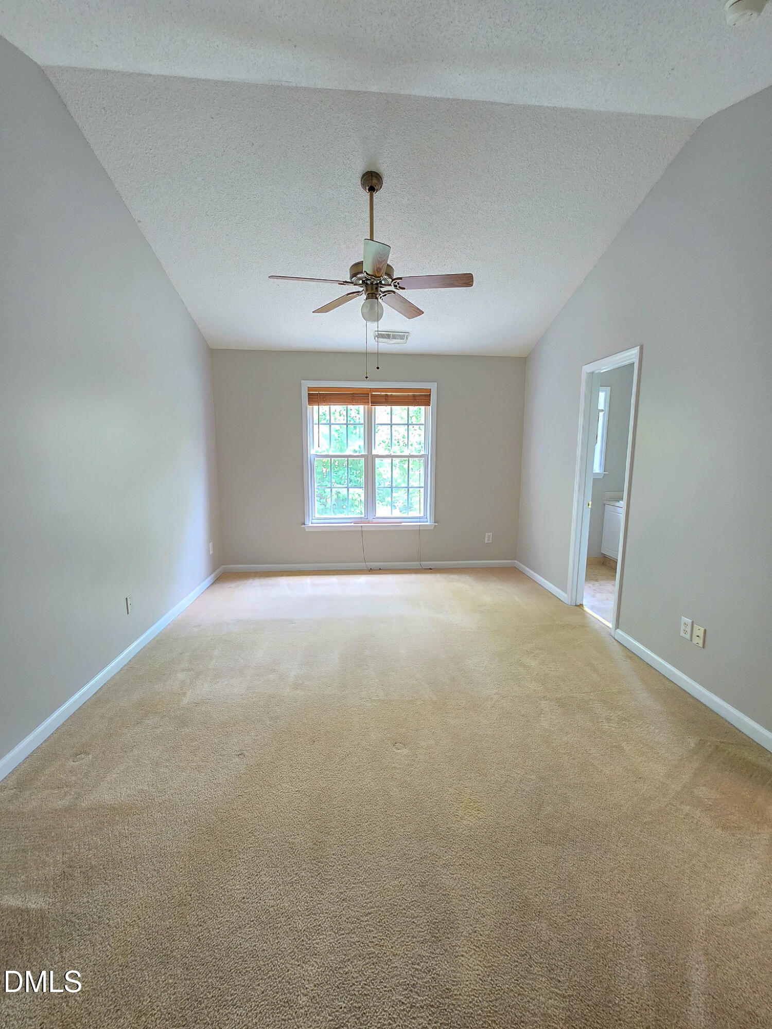 2008 Metacomet Way Raleigh, NC 27604 - Photo 14 of 31 20260627_113305