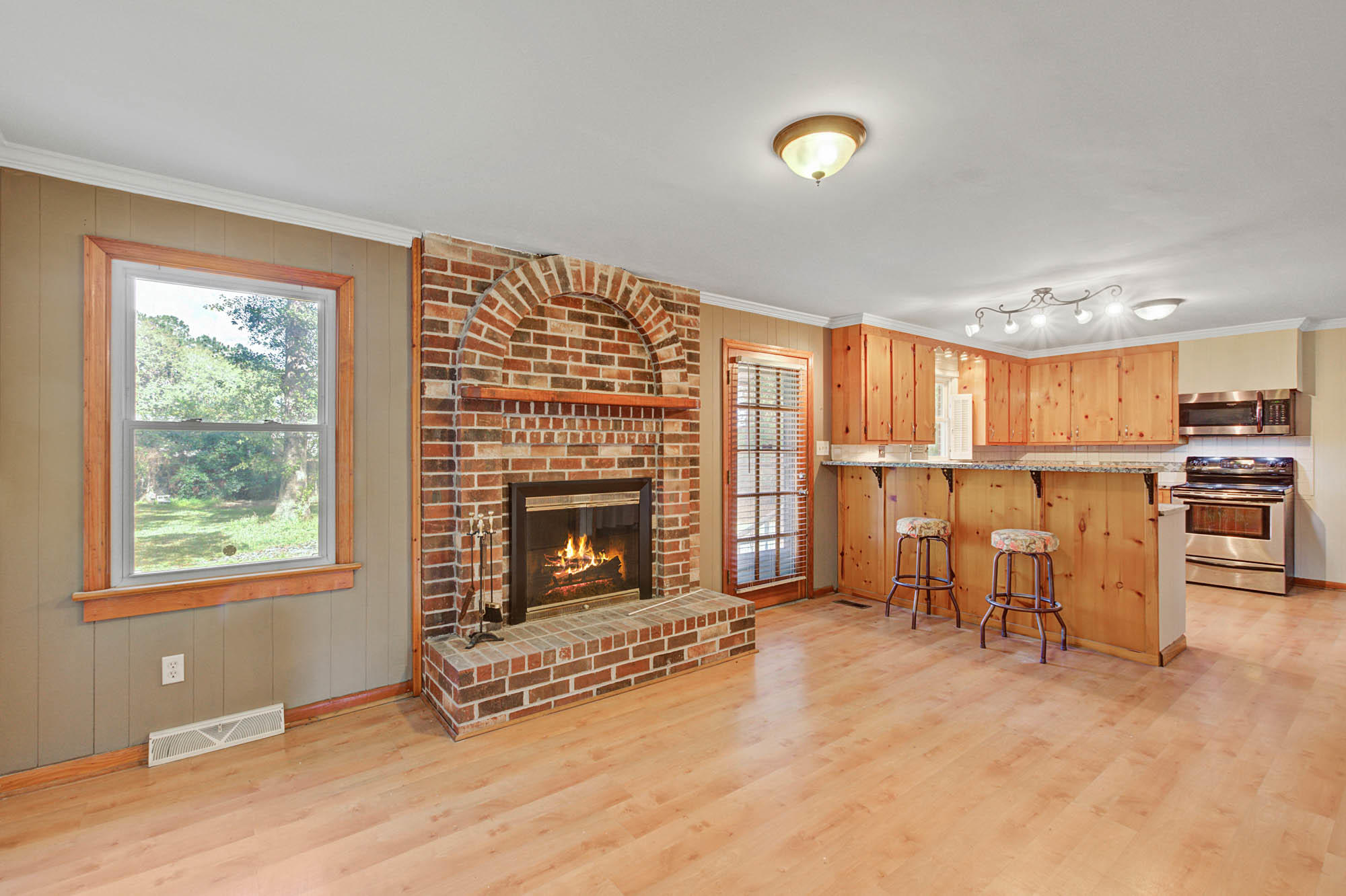 9698 Jamison Road Ladson, SC 29456 - Photo 14 of 23 9698 Miles Jamison (14)