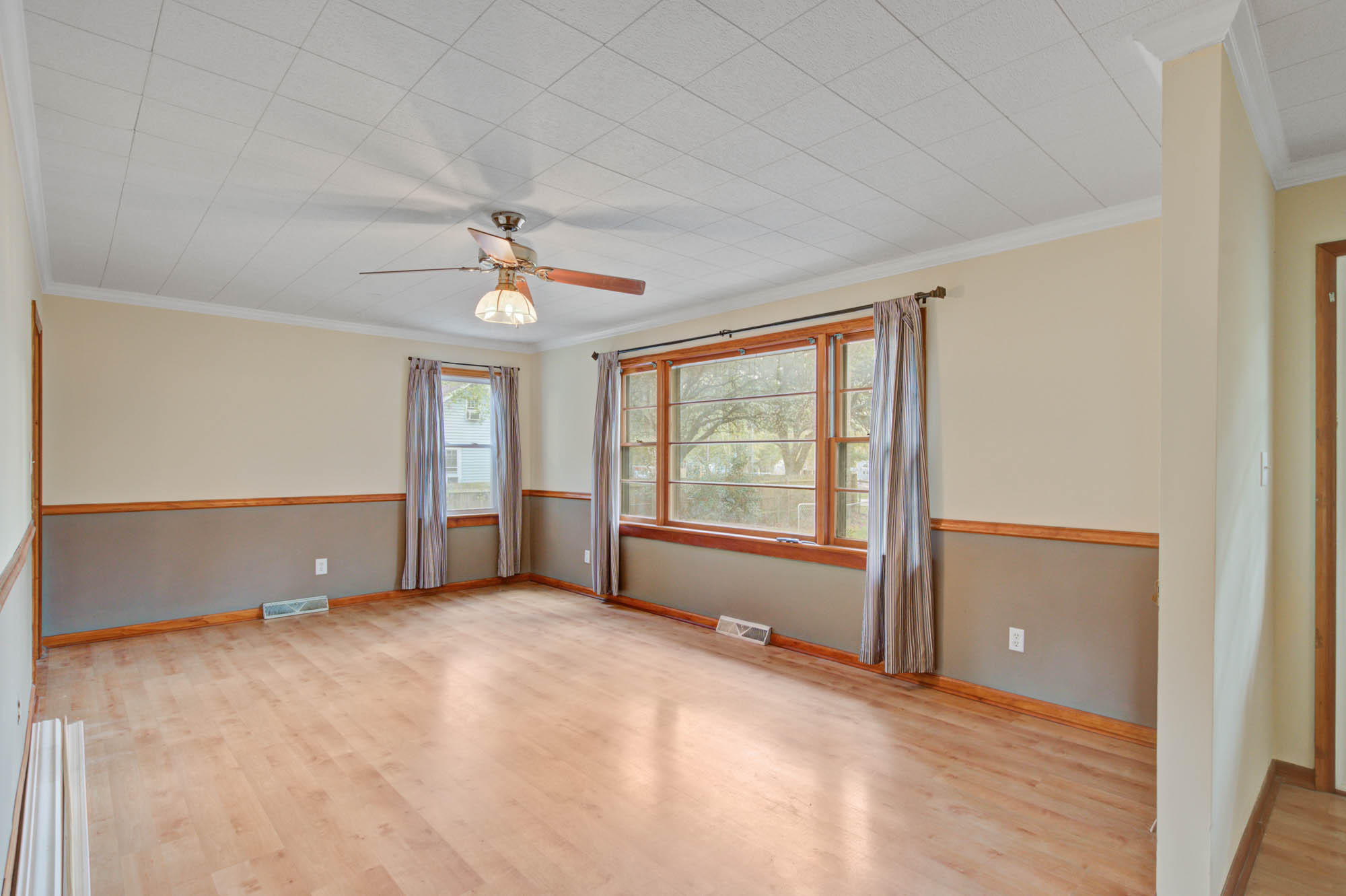 9698 Jamison Road Ladson, SC 29456 - Photo 10 of 23 9698 Miles Jamison (10)