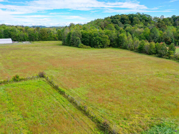 9999 Nora Belle Road London, KY 40741 - Photo 28 of 34 IMG_8554