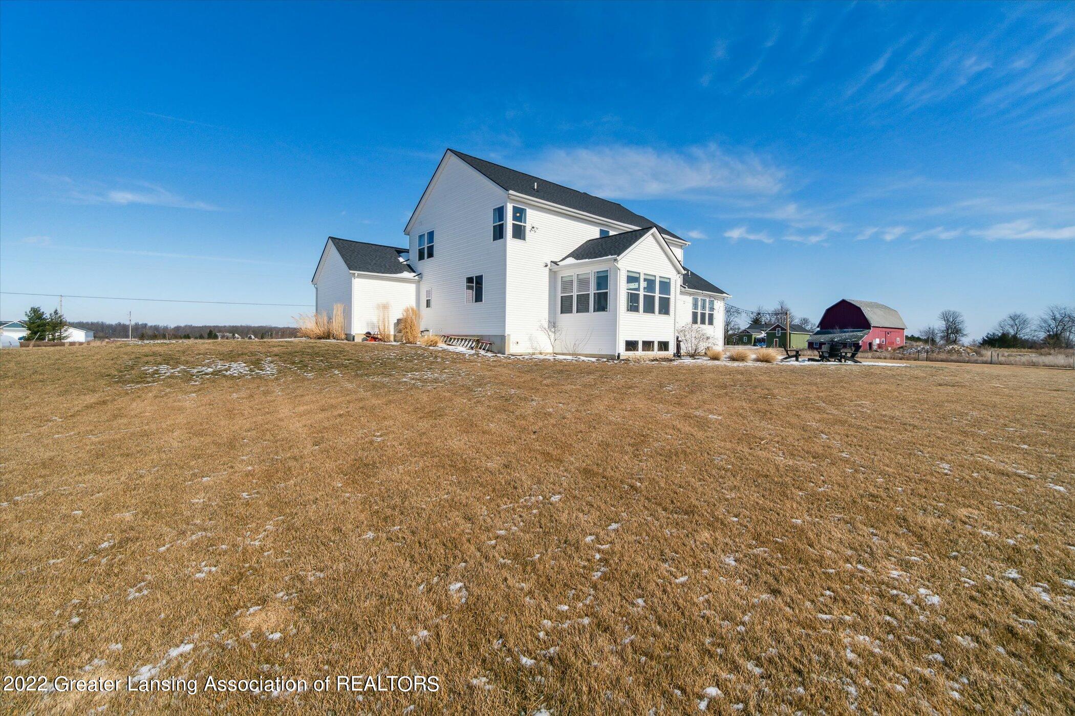 6539 West Howe Road Dewitt, MI 48820 - Photo 54 of 72 63-6539-W-Howe-Rd-DeWitt-MI-48820-Window