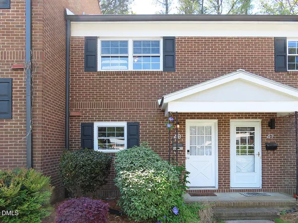 $1,425 | 400 Davie Road, Unit 48, Carrboro, NC 27510