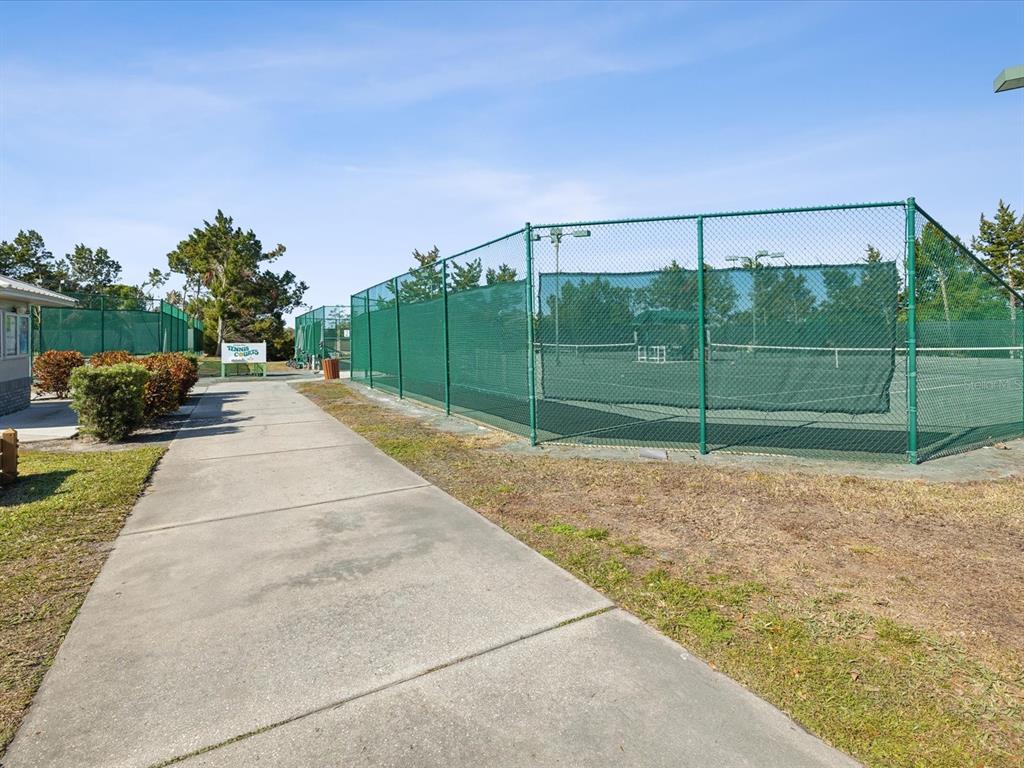 18711 Rolling Hills Loop Hudson, FL 34667 - Photo 46 of 66