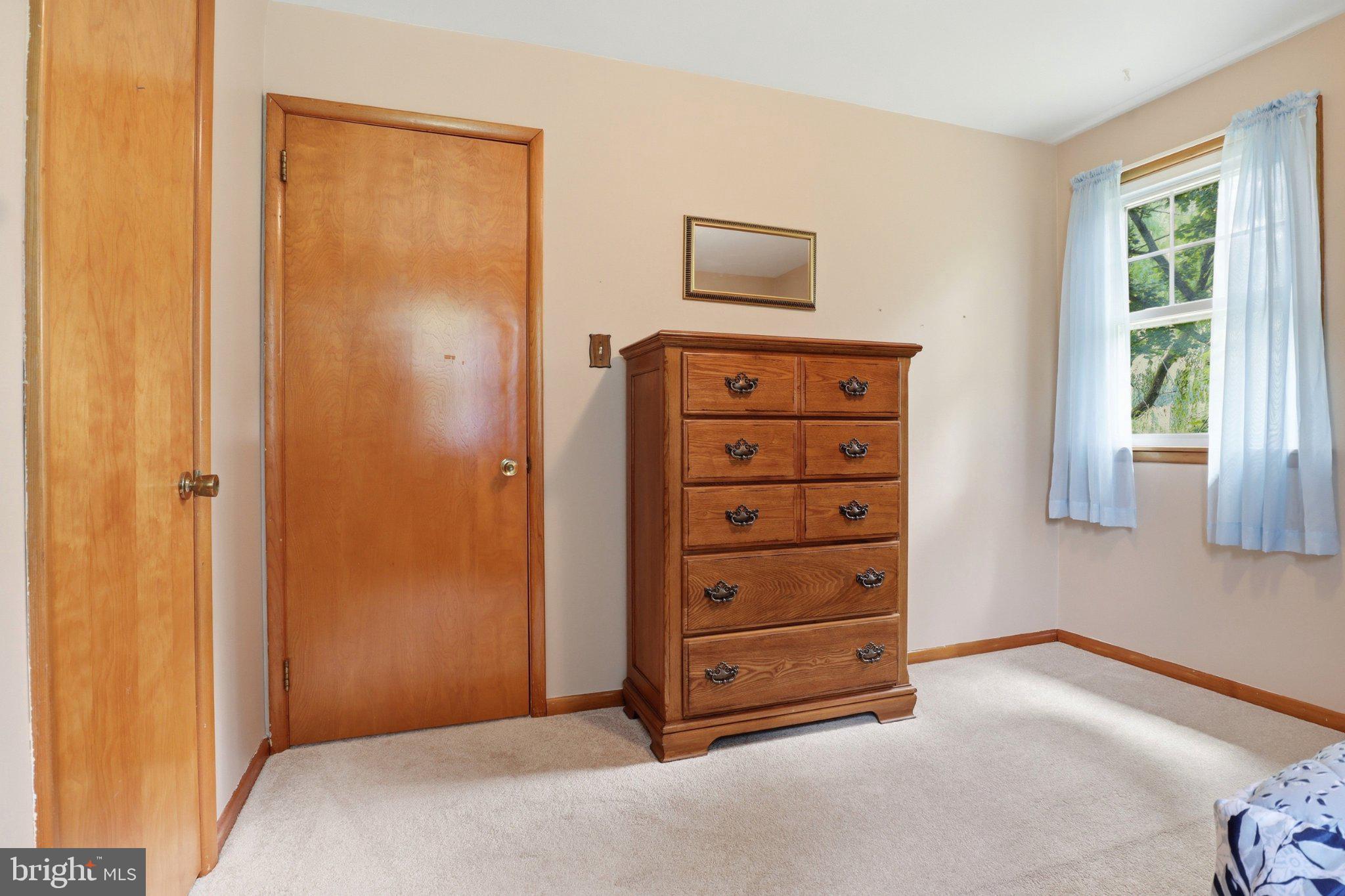498 Middletown Road Hummelstown, PA 17036 - Photo 18 of 39 Cozy room with natural light.