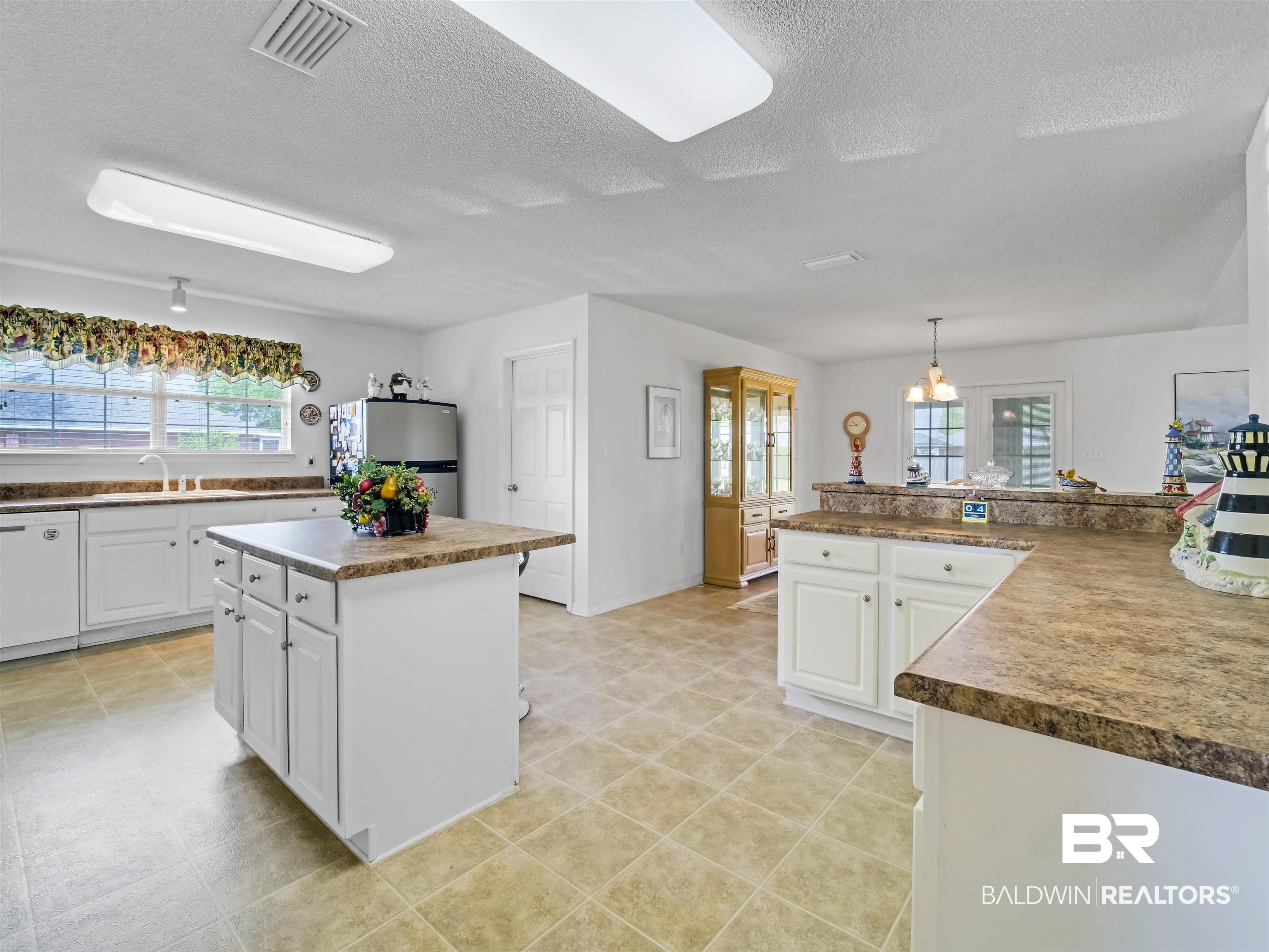567 Park Avenue Foley, AL 36535 - Photo 15 of 42