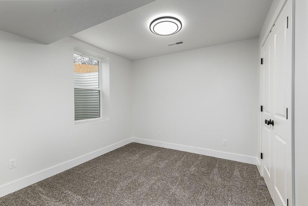 1812 Ridge Road Leavenworth, KS 66048 - Photo 21 of 30