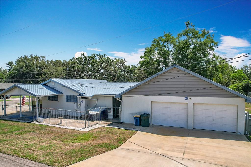 1405 East Clinton Street Bartow, FL 33830 - Photo 23 of 25 a house view with a garden space