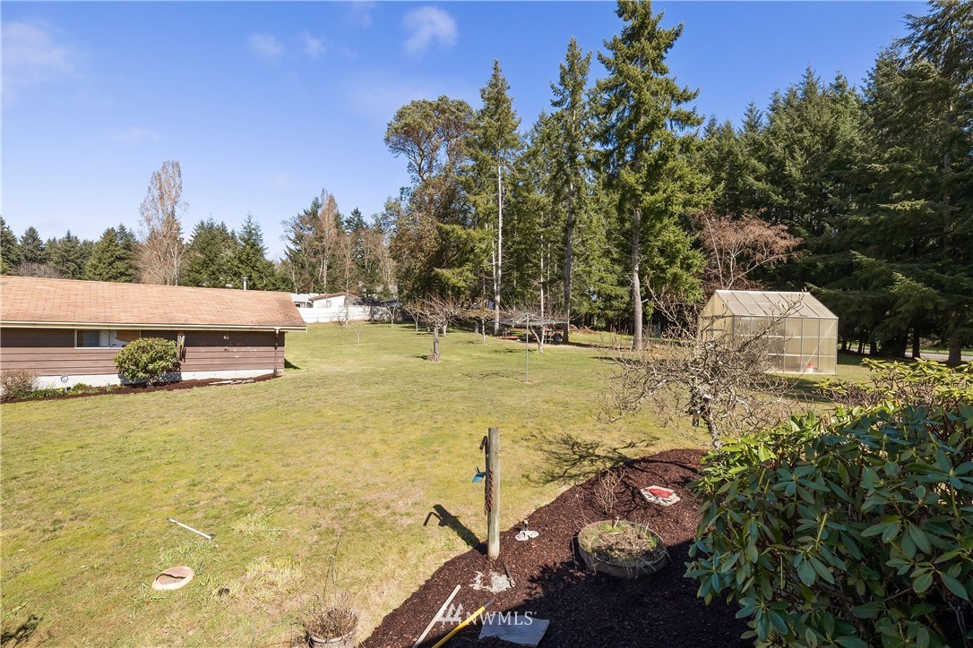 752 Northeast Riddell Road Bremerton, WA 98311 - Photo 10 of 39 Gallery Image 10