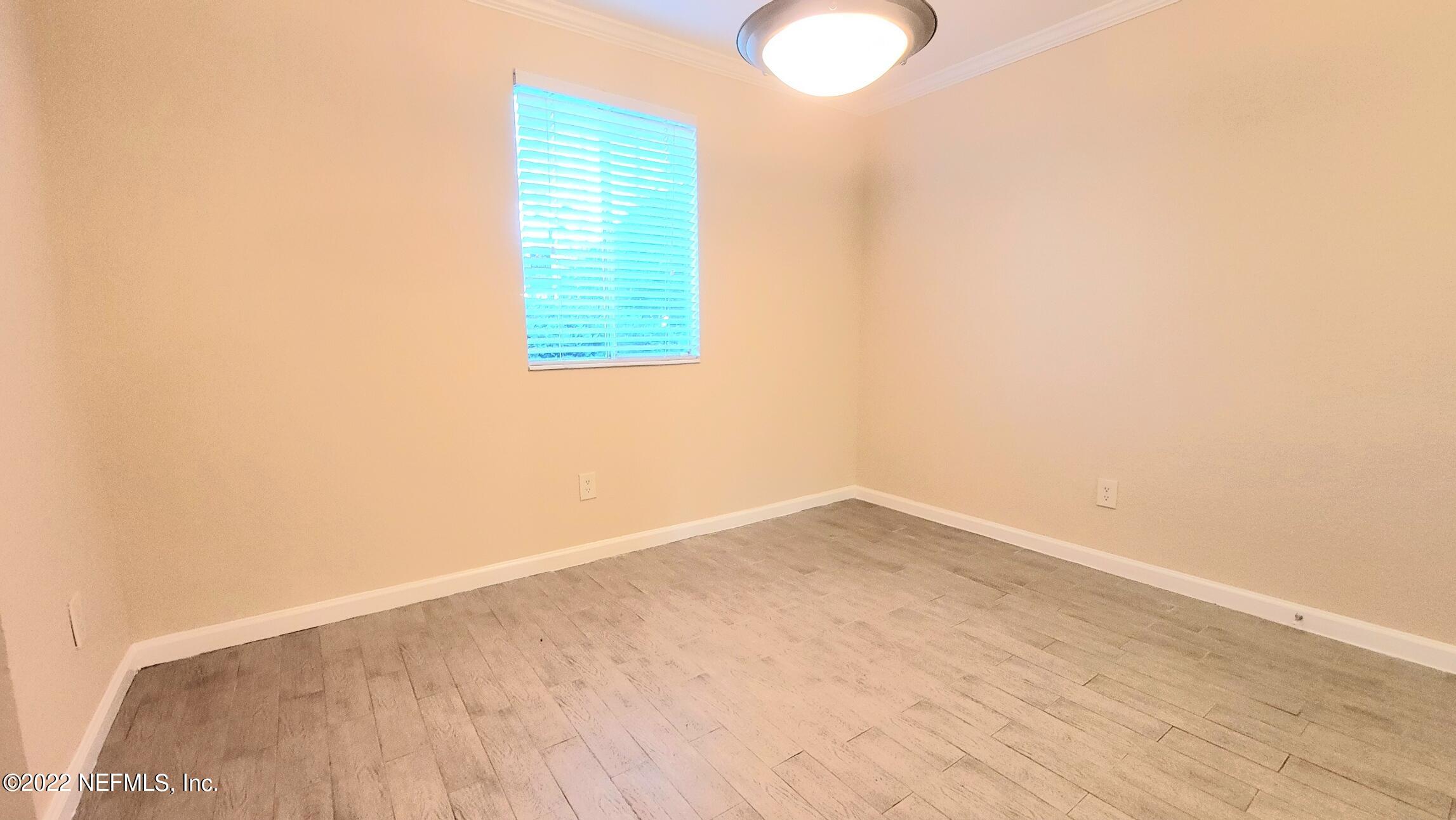 8880 Old Kings Road South, Unit 77 Jacksonville, FL 32257 - Photo 9 of 38 DINING