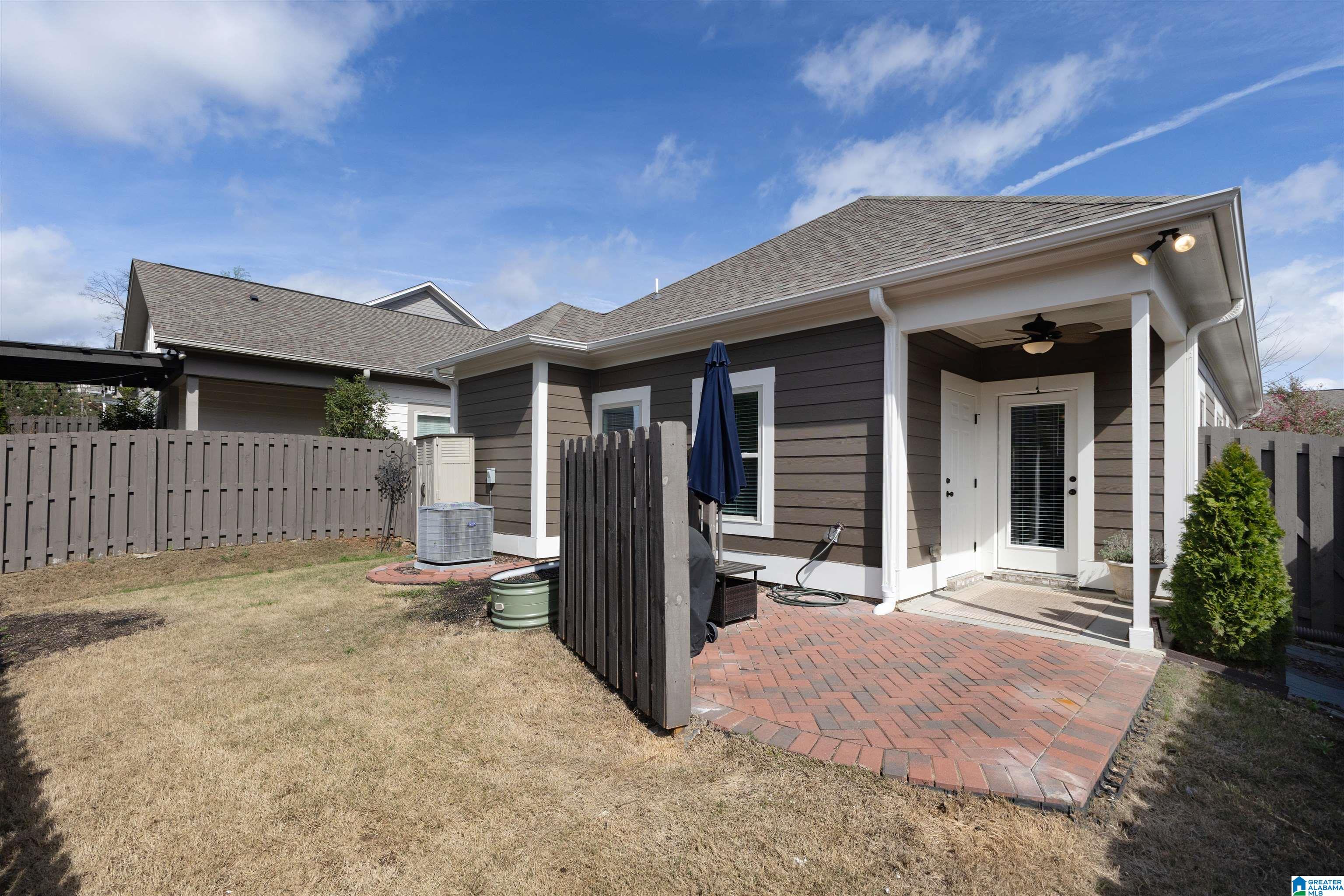 3906 Crest Landing Birmingham, AL 35210 - Photo 30 of 33