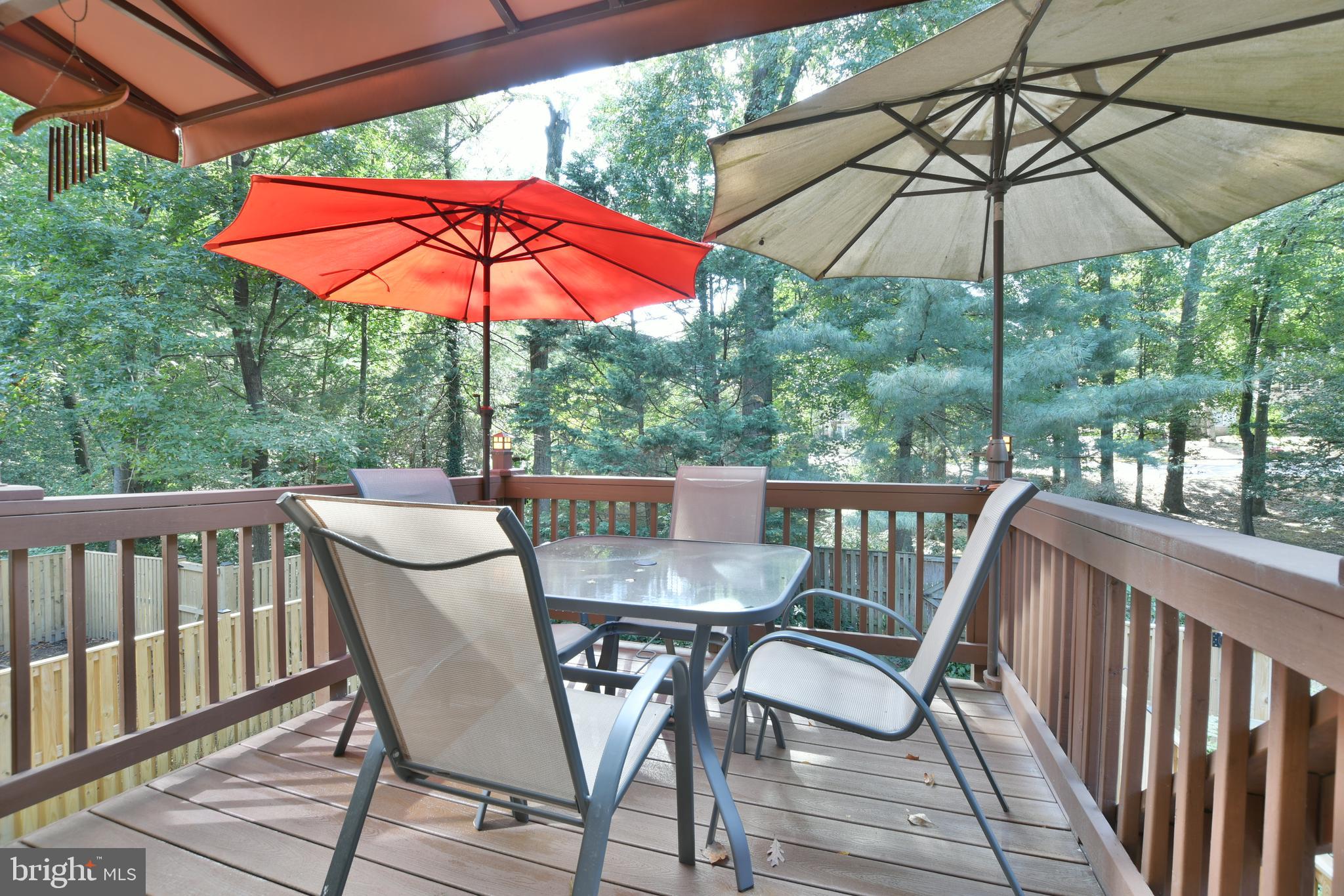 11615 Clubhouse Court Reston, VA 20190 - Photo 13 of 39 2-level Trex deck with shade awning