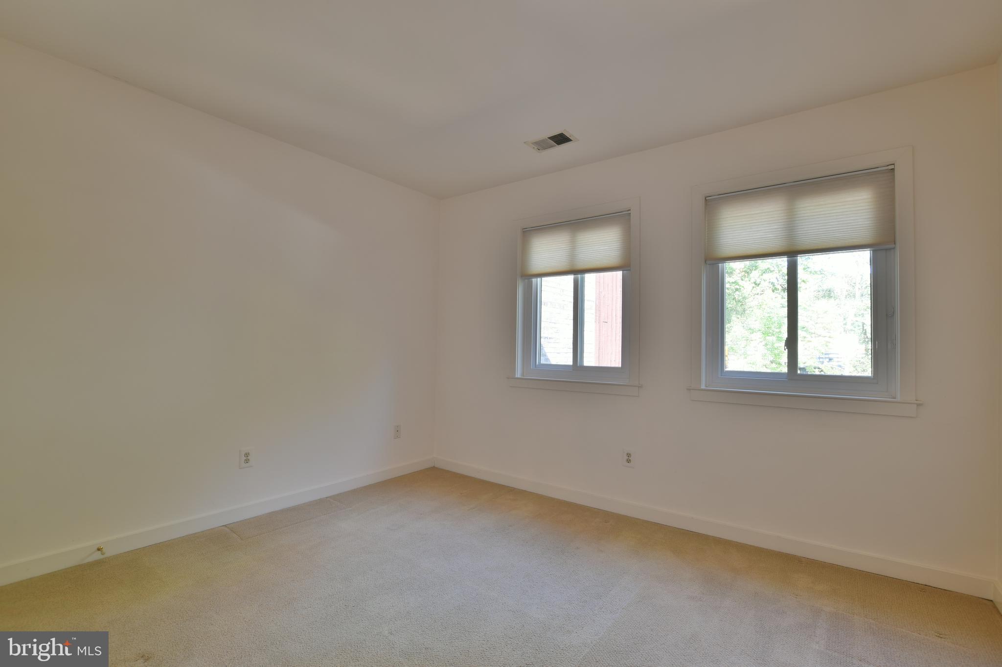 11615 Clubhouse Court Reston, VA 20190 - Photo 27 of 39 Lovely second bedroom upstairs