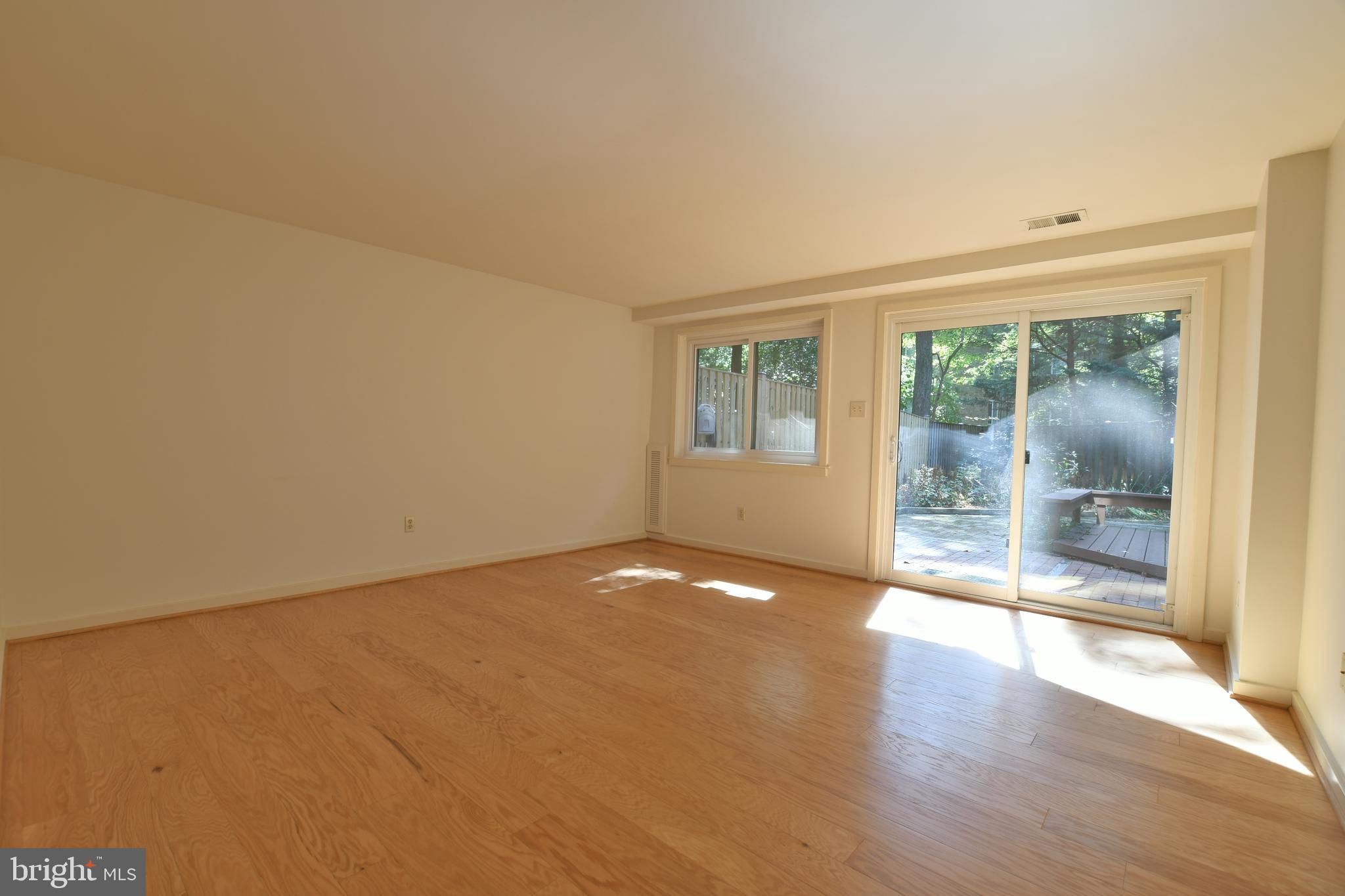 11615 Clubhouse Court Reston, VA 20190 - Photo 31 of 39 Lower level family room