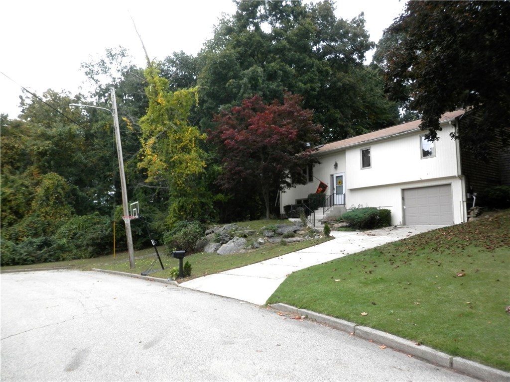 67 Ridgewood Road Cranston, RI 02921 - Photo 1 of 25 Gallery Image 1