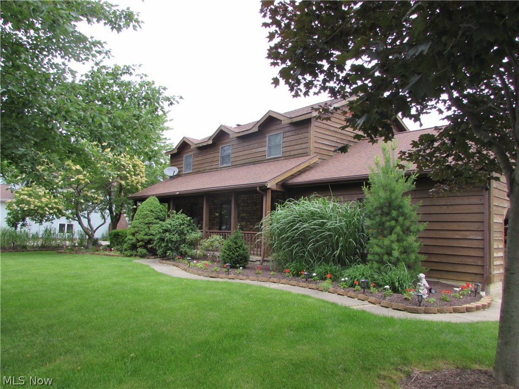 977 Harris Road Sheffield Lake, OH 44054 - Photo 3 of 15 Gallery Image 3