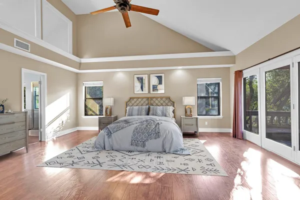 $699,000 | 22012 Briarcliff Drive, Spicewood, TX 78669
