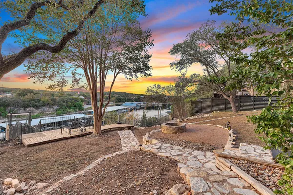 $699,000 | 22012 Briarcliff Drive, Spicewood, TX 78669