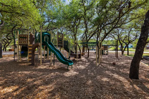 $699,000 | 22012 Briarcliff Drive, Spicewood, TX 78669