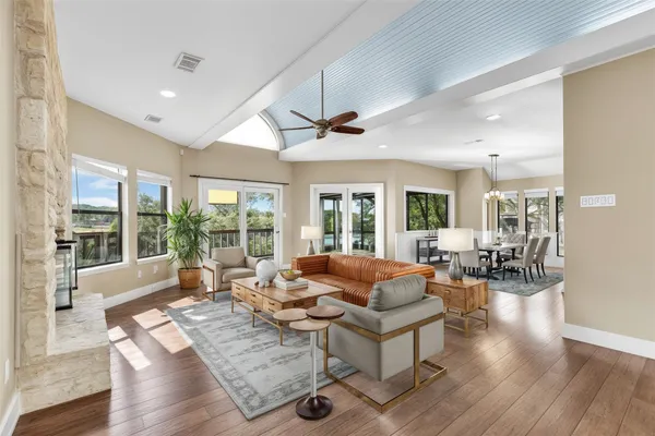 $699,000 | 22012 Briarcliff Drive, Spicewood, TX 78669