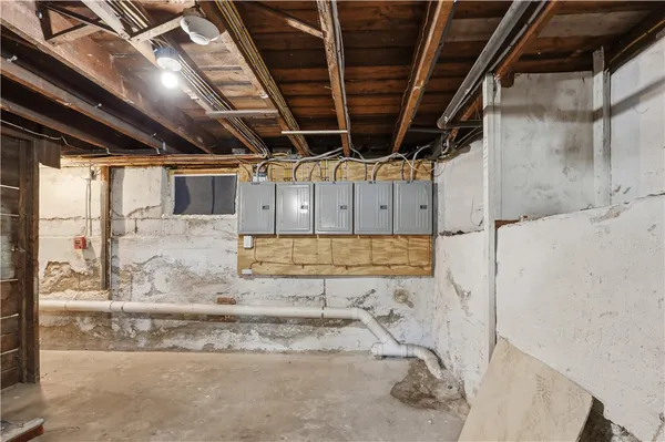 $849,999 | 538 Power Road, Pawtucket, RI 02860