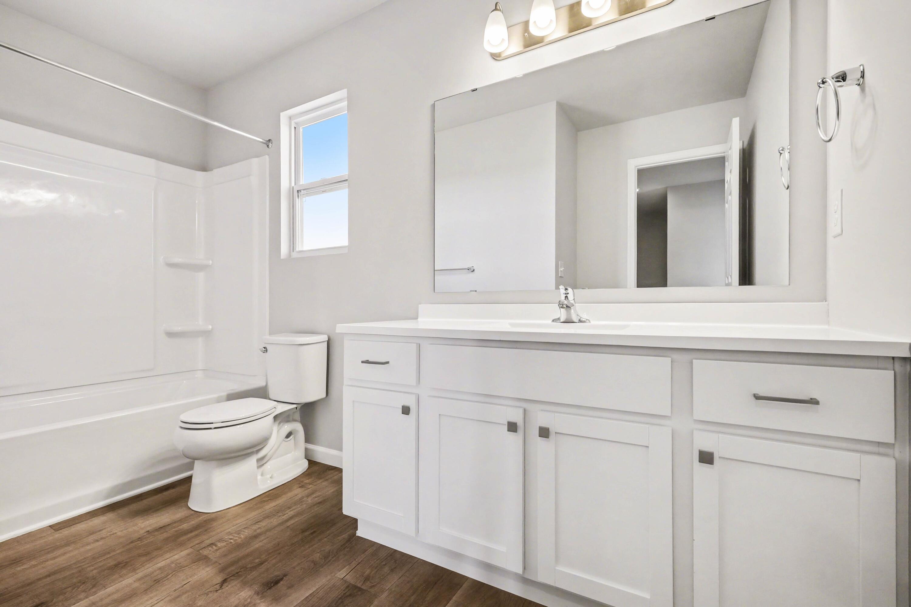 12937 High Rdg Court Freeport, MI 49325 - Photo 19 of 30 HRA016-i2080-Bath