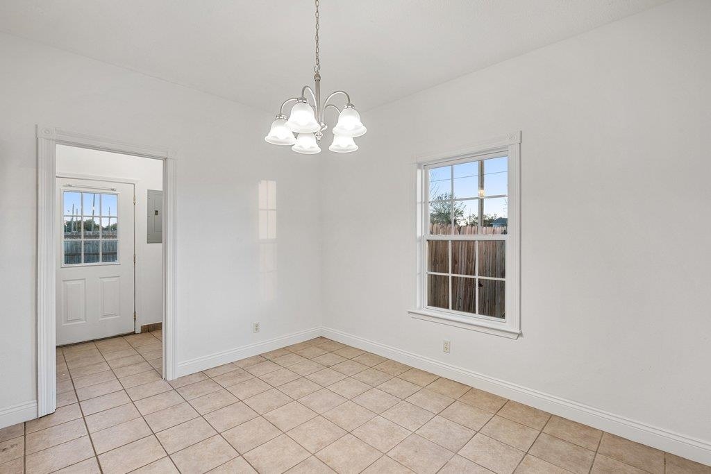 310 Pitre Street Sulphur, LA 70663 - Photo 11 of 32