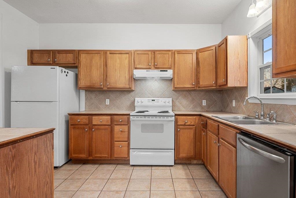 310 Pitre Street Sulphur, LA 70663 - Photo 14 of 32