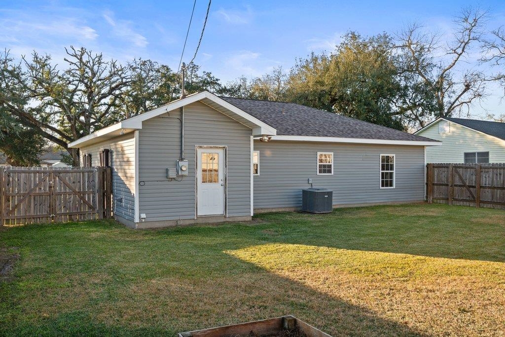 310 Pitre Street Sulphur, LA 70663 - Photo 28 of 32