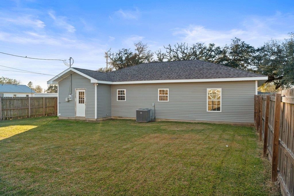 310 Pitre Street Sulphur, LA 70663 - Photo 29 of 32