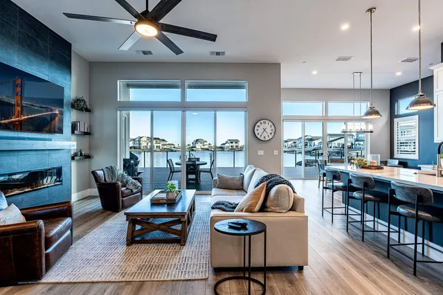 $1,349,999 | 524 Channel Bethel Island, Bethel Island, CA 94511